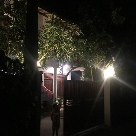 Flip Flop Inn Mirissa Zewnętrze zdjęcie