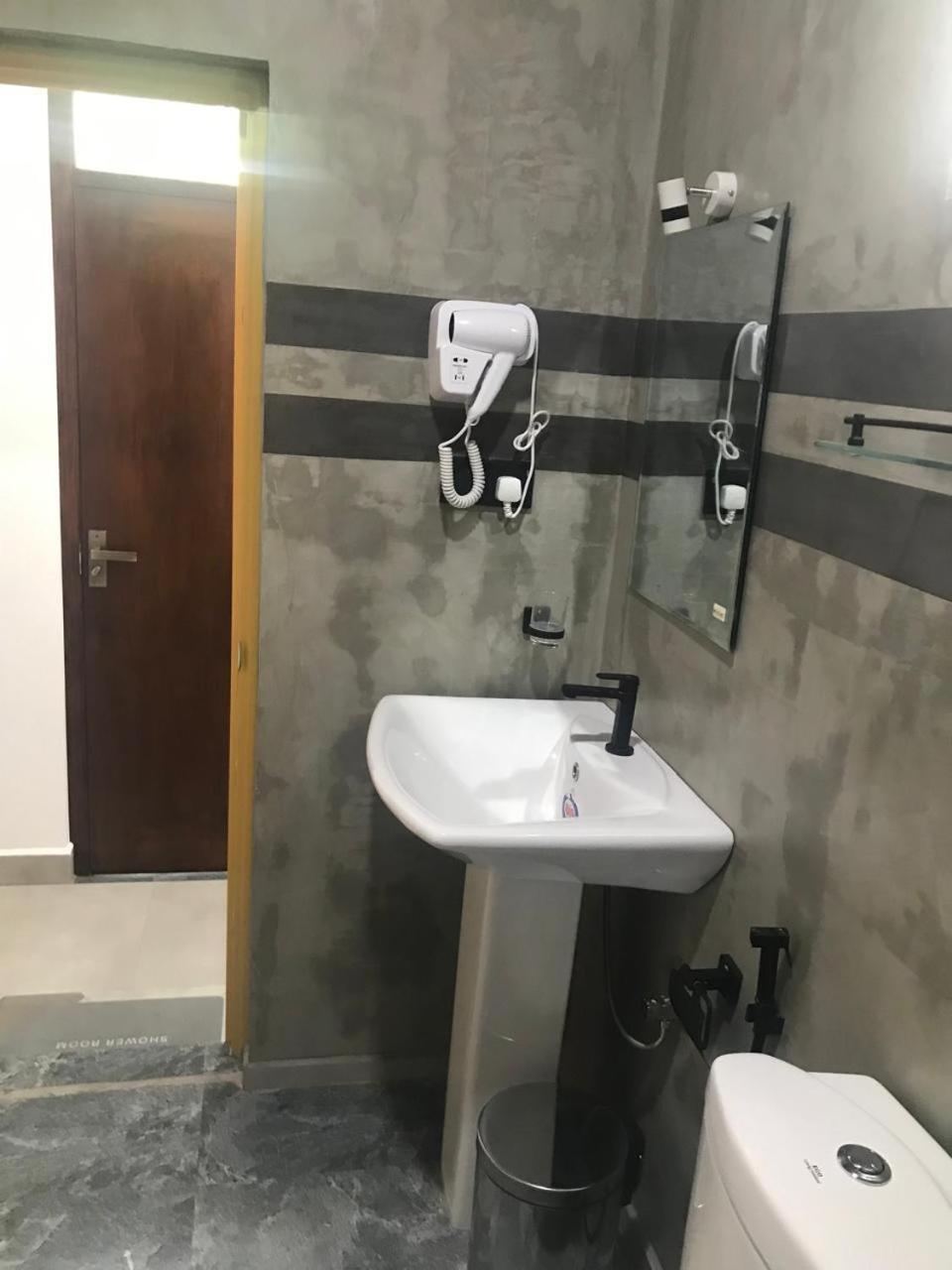 Flip Flop Inn Mirissa Zewnętrze zdjęcie