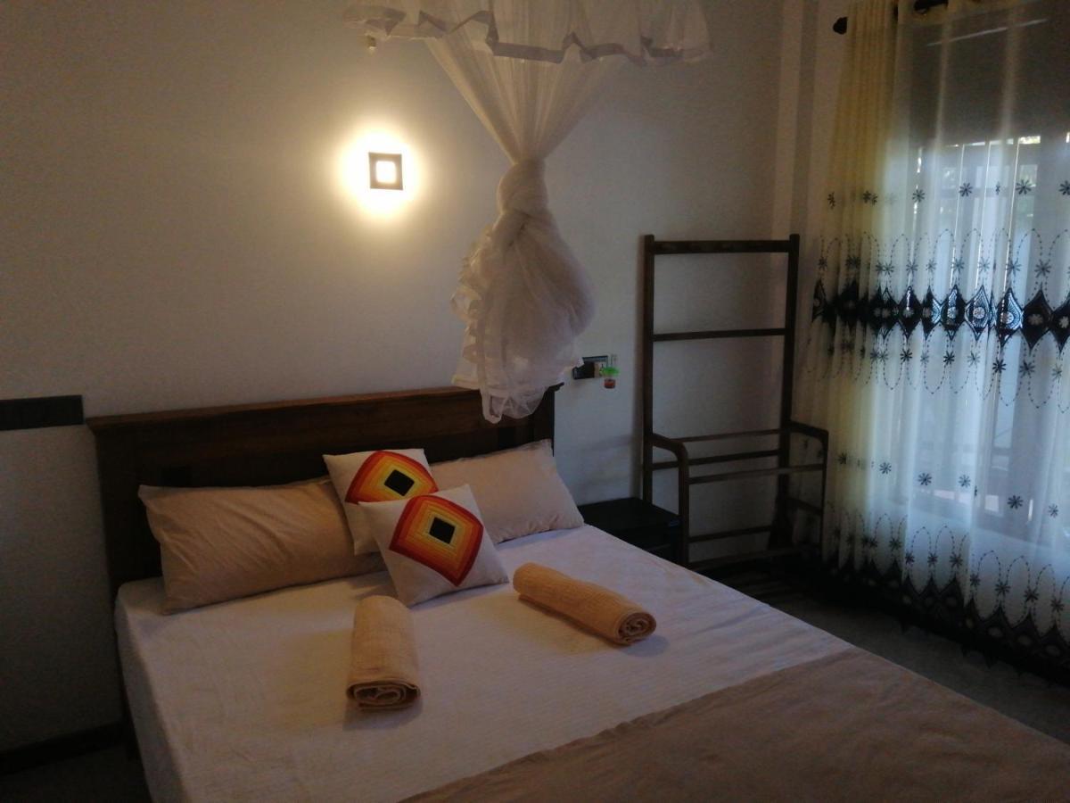 Flip Flop Inn Mirissa Zewnętrze zdjęcie